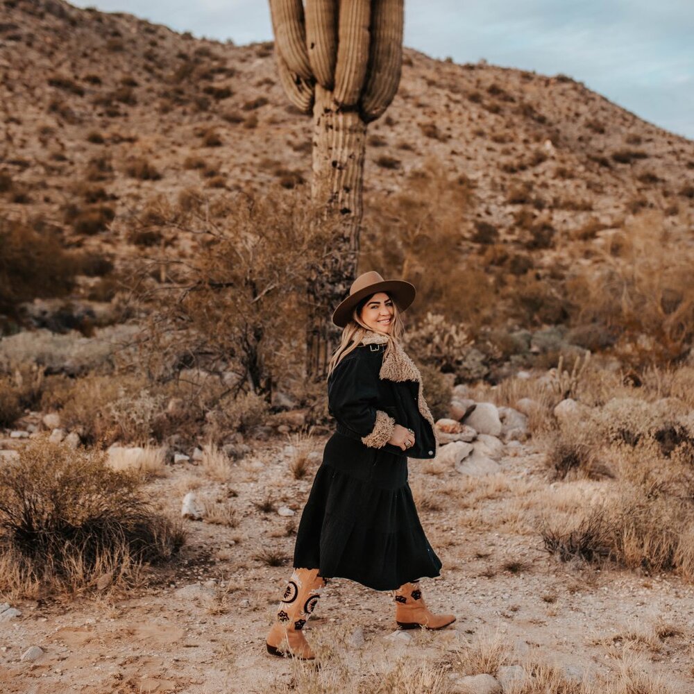 Meet your Posher, Lauren